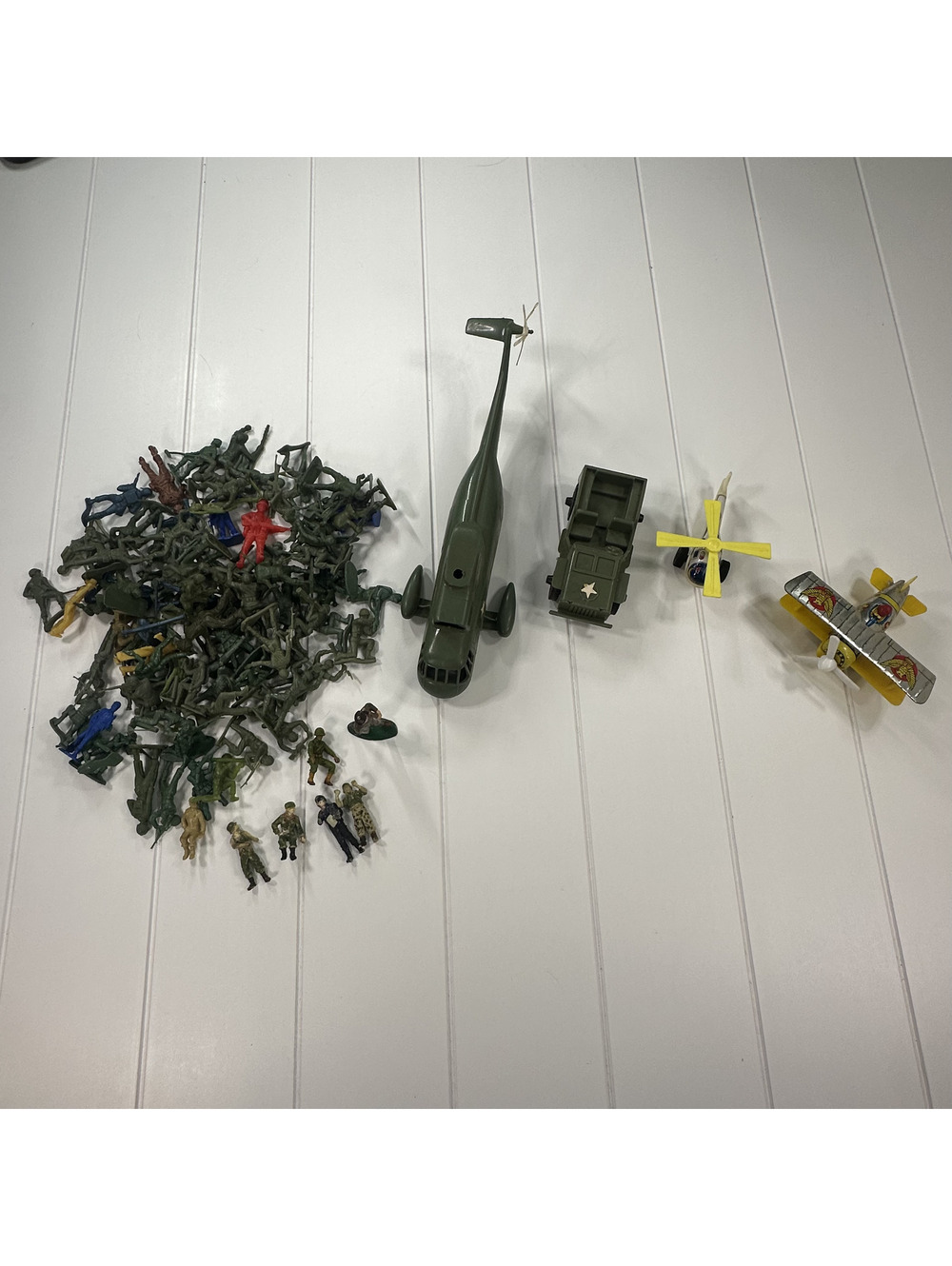 Vintage Tim Mee Military Toy Soldiers Helicopter Truck Plane Playset Lot